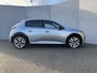 Peugeot e-208 EV GT - Line 50 kWh / Achteruitrijcamera / Apple Carplay & Android Auto / Adaptieve Cruise Control / Climate Control / Parkeersensoren Voor & Achter /