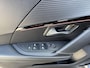 Peugeot e-208 EV GT - Line 50 kWh / Achteruitrijcamera / Apple Carplay & Android Auto / Adaptieve Cruise Control / Climate Control / Parkeersensoren Voor & Achter /