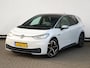 Volkswagen ID.3 First Plus 58 kWh 204 pk | SOH 90% | Camera | Stoel- en stuurverwarming | Steunhaak |  Keyless | Navigatie | Matrix LED | 19 inch Velgen