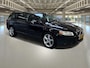 Volvo V70 2.0 Momentum Leder, trekhaak, goed onderhouden...