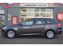 Ford Focus Wagon 1.0 Titanium nw. distributie 12 mnd. gar. trekhaak.