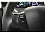 Peugeot 2008 1.2 PureTech 110PK Automaat Navi Cruise PDC V+A