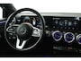 Mercedes-Benz A-klasse 180 Business Solution Luxury (SFEERVERLICHTING, STOELVERWARMING, 1e EIGENAAR, ACHTERUITRIJCAMERA)