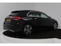 Mercedes-Benz A-klasse 180 Business Solution Luxury (SFEERVERLICHTING, STOELVERWARMING, 1e EIGENAAR, ACHTERUITRIJCAMERA)