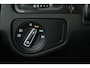 Volkswagen Golf 1.0 TSI Highline (STOELVERWARMING, CARPLAY, PARKEERSENSOREN, NAVIGATIE, STUURBEDIENING)