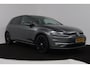 Volkswagen Golf 1.0 TSI Highline (STOELVERWARMING, CARPLAY, PARKEERSENSOREN, NAVIGATIE, STUURBEDIENING)