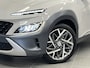 Hyundai Kona 1.6 GDI HEV Fashion TREKHAAK | LED KOPLAMPEN | 18 INCH VELGEN | ZEER COMPLETE AUTO!