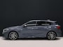BMW 1-Serie M135i xDrive M Sport [SCHUIFKANTELDAK, ADAPTIVE CRUISE CONTROL, APPLE CARPLAY, ANDROID AUTO, HUD, ACHTERUITRIJCAMERA, PDC V+A, STOELVERWARMING, STUURVERWARMING, BMW LED, NIEUWSTAAT]