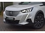 Peugeot e-2008 EV GT Pack 50 kWh | Panorama | Camera | Stoelverwarming |