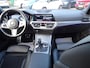 BMW 3-Serie 330e High Executive M-SPORT | SPORT INTERIEUR | NAVIGATIE | PANORAMADAK | CAMERA | ELEKTRISCHE STOELEN | PARKEERSENSOREN| STOELVERWARMING | PARKEERSENSOREN | LEDER |