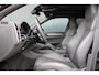 Porsche Cayenne 3.0 E-Hybrid SportDesign | panoramadak | achterasbesturing | 360 camera | softclose | luchtvering | sportchrono