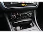Mercedes-Benz GLA 200 Prestige / Trekhaak / Navigatie / Parkeerhulp V+A / 18'' / Half leder / Elektr. bestuurdersstoel / Climate Control / Stoelverwarming / Cruise Control
