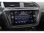 Volkswagen Tiguan 1.5 TSI R-Line Business+ / Trekhaak / Panoramadak / Camera / Leder / 20'' / CarPlay / Virtual Cockpit / Matrix LED / Stoel+Stuurverwarming / Dodehoek / DAB / ACC
