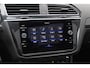 Volkswagen Tiguan 1.5 TSI R-Line Business+ / Trekhaak / Panoramadak / Camera / Leder / 20'' / CarPlay / Virtual Cockpit / Matrix LED / Stoel+Stuurverwarming / Dodehoek / DAB / ACC