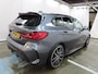 BMW 1-Serie 118i Business Edition Msport-Plus+Led+Navi+M-breaks+Dak-Spoiler+Leder+19"lmv = SUPER KANON !! NOVEMBER 2021