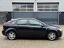Ford Focus 1.6-16V Ghia NIEUWE APK CLIMA TREKHAAK