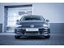 Volkswagen Golf Life Edition eHybrid | 'App-Connect' draadloze smartphone integratie | Achterbank in ongelijke delen neerklapbaar incl. middenarmsteun en doorlaadmogelijkheid | Afstandscontrolesysteem (Front Assist)