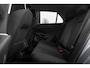 Volkswagen T-Roc Life First Edition Inclusief €2000,- inruilvoordeel  | 'App-Connect' draadloze smartphone integratie | Automatische afstandsregeling (Adaptive Cruise Control) | Buitenspiegels elektrisch instel-, verwarm- en inklapbaar