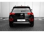 Volkswagen T-Roc Life Edition | 'App-Connect' draadloze smartphone integratie | 'App-Connect' smartphone integratie | Afstandscontrolesysteem (Front Assist)
