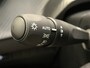 Peugeot 208 Style | Dashboard en deurpanelen in kunststof met carboneffect | Ecoled koplampen | Elektrisch verstelbare en verwarmbare buitenspiegels