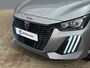 Peugeot 208 Style | Dashboard en deurpanelen in kunststof met carboneffect | Ecoled koplampen | Elektrisch verstelbare en verwarmbare buitenspiegels