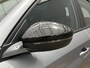 Peugeot 208 Style | Dashboard en deurpanelen in kunststof met carboneffect | Ecoled koplampen | Elektrisch verstelbare en verwarmbare buitenspiegels