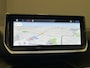 Peugeot 208 Style | Dashboard en deurpanelen in kunststof met carboneffect | Ecoled koplampen | Elektrisch verstelbare en verwarmbare buitenspiegels