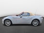 Mazda MX-5 SKYACTIV-G 132 Kazari | 16-inch lichtmetalen velgen in Bright Dark (Skyactiv-G 132) | 17-inch lichtmetalen velgen in Machining (Skyactiv-G 184) | 8-inch LCD-touchscreen kleurendisplay