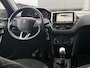Peugeot 2008 1.2 PureTech Signature Navi,Apple Carplay,Airco,Cruise,Trekhaak,PDC,Distributie riem v.v. 2025,APK tot 03-2027