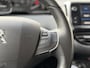 Peugeot 2008 1.2 PureTech Signature Navi,Apple Carplay,Airco,Cruise,Trekhaak,PDC,Distributie riem v.v. 2025,APK tot 03-2027