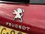 Peugeot 2008 1.2 PureTech Signature Navi,Apple Carplay,Airco,Cruise,Trekhaak,PDC,Distributie riem v.v. 2025,APK tot 03-2027