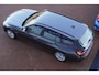BMW 3-Serie Touring 330e Business Edition Plus 292PK / 1EIG / ORIG-NL / Camera / Leder / Stoel-verw. / Keyless / = RIJKLAAR =TOP!!