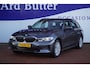 BMW 3-Serie Touring 330e Business Edition Plus 292PK / 1EIG / ORIG-NL / Camera / Leder / Stoel-verw. / Keyless / = RIJKLAAR =TOP!!
