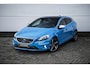 Volvo V40 1.6 D2 R-Design | Panodak | Xenon | Leder | Trekhaak | Cruise | Climate | 18 inch | NL Auto |