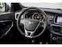 Volvo V40 1.6 D2 R-Design | Panodak | Xenon | Leder | Trekhaak | Cruise | Climate | 18 inch | NL Auto |