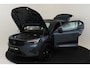 Volvo XC40 B4 (M-HYBRID) PLUS BLACK EDITION -PANO.DAK|HARMAN/KARDON|360°CAM|POWER-SEATS|20"