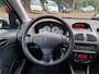 Peugeot 206 1.6-16V Gentry | NIEUWE APK | AIRCO | ELEC RAMEN | LMV |