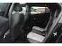 Peugeot e-2008 EV GT 50 kWh / Panoramadak / Camera / Virtual Cockpit / Half leder / 18'' / Navigatie / Keyless / Cruise Control / Dodehoek detectie