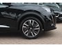 Peugeot e-2008 EV GT 50 kWh / Panoramadak / Camera / Virtual Cockpit / Half leder / 18'' / Navigatie / Keyless / Cruise Control / Dodehoek detectie