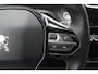 Peugeot e-2008 EV GT 50 kWh / Panoramadak / Camera / Virtual Cockpit / Half leder / 18'' / Navigatie / Keyless / Cruise Control / Dodehoek detectie