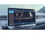 Volkswagen ID.7 Tourer Pro Limited Edition Inclusief €2000,- inruilvoordeel | Trekhaak inklapbaar | Achterbank in ongelijke delen neerklapbaar incl. middenarmsteun en doorlaadmogelijkheid | Afstandscontrolesysteem (Front Assist), met voetgangers- en fietsersherkenning | Airconditioning automatisch, 2-zone (Climatronic)