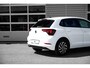 Volkswagen Polo Life Edition Inclusief €2000,- inruilvoordeel | 'App-Connect' smartphone integratie | Buitenspiegels elektrisch instel- verwarm- en inklapbaar | Parkeersensoren voor en achter (Park Distance Control)