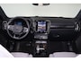 Volvo XC40 Recharge Twin Ultimate 78 kWh - Panorama/schuifdak - IntelliSafe Assist & Surround - 360º Camera - Harman/Kardon audio - Verwarmde voorstoelen & stuur - Parkeersensoren voor & achter - Elektr. bedienb. voorstoelen met geheugen links - Draadloze tel. lader - Warmtepomp - Extra getint glas - 19' LMV