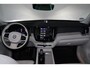 Volvo XC60 T8 Recharge AWD Ultra Dark - Panorama/schuifdak - IntelliSafe Assist & Surround - 360º Camera - Bowers & Wilkins audio - Adaptieve LED koplampen - Verwarmde voorstoelen, stuur & achterbank - Parkeersensoren voor & achter - Elektr. bedienb. voorstoelen met geheugen - Head up display - Draadloze tel. lader - Extra getint glas - 22' LMV