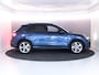 Audi Q3 45 TFSI e S edition 245 pk S-tronic | Navigatie | Parkeersensoren (Park assist) | Achteruitrijcamera | Adaptieve cruise control | Lederen bekleding | Elektr. voorstoelen | S-Line |