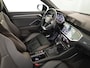 Audi Q3 45 TFSI e S edition 245 pk S-tronic | Navigatie | Parkeersensoren (Park assist) | Achteruitrijcamera | Adaptieve cruise control | Lederen bekleding | Elektr. voorstoelen | S-Line |