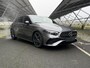 Mercedes-Benz A-klasse 180 Business Solution AMG | Night | Panoramaschuifdak | Sfeerverlichting | Achteruitrijcamera | MULTIBEAM LED | Stoelverwarming |