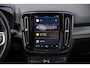 Volvo XC40 Recharge P8 AWD R-Design | Trekhaak | Harman Kardon Audio | Stoel-/Stuurverwarming | Panoramadak | 360° camera | Leder | BLIS |