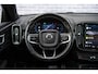 Volvo XC40 Recharge P8 AWD R-Design | Trekhaak | Harman Kardon Audio | Stoel-/Stuurverwarming | Panoramadak | 360° camera | Leder | BLIS |