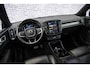 Volvo XC40 Recharge P8 AWD R-Design | Trekhaak | Harman Kardon Audio | Stoel-/Stuurverwarming | Panoramadak | 360° camera | Leder | BLIS |